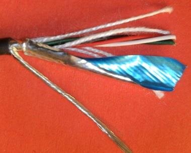 Kabel Einkerbung